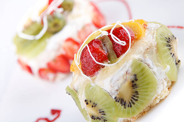 Small Cakes with fresh fruits