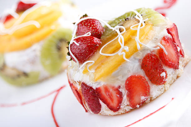 Small Cakes with fresh fruits