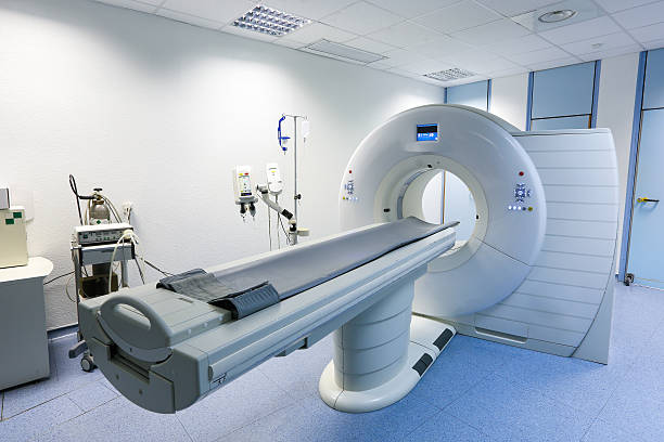 tc (tomografía computada) escáner de un hospital - computed fotografías e imágenes de stock