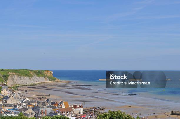 Photo libre de droit de Dday Célébrations Dans Arromanches banque d'images et plus d'images libres de droit de Arromanches - Arromanches, Culture française, Débarquement