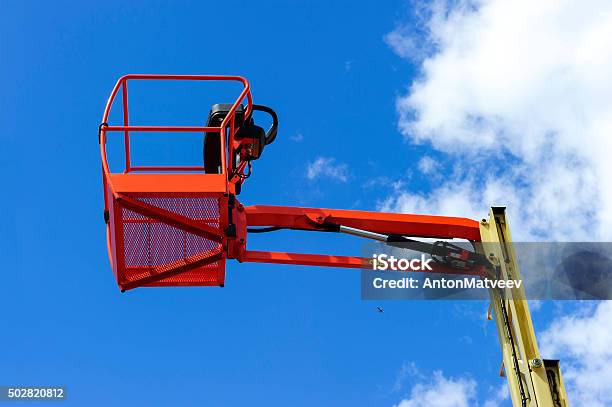 Hydraulic Lift Platform Stock Photo - Download Image Now - Basket, Elevator, Picking Up