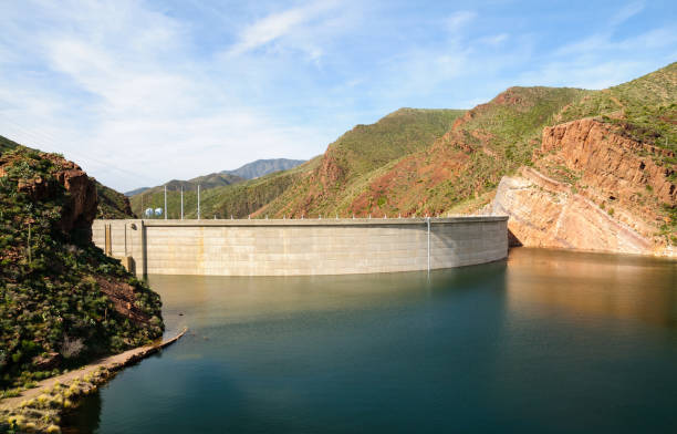 istock Theodore Roosevelt Dam 502843570