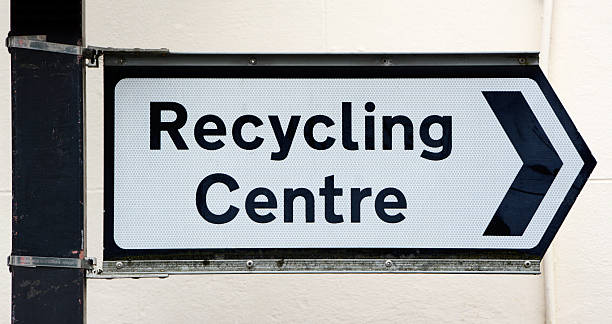 istock Signpost points right to a Recycling Centre 502856287