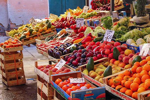 istock Fruit stall in Venice, Italy 502862574
