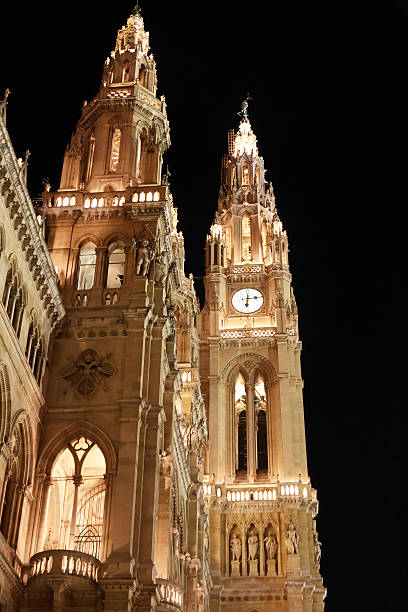 wiedeński ratusz - vienna austria vienna town hall night zdjęcia i obrazy z banku zdjęć