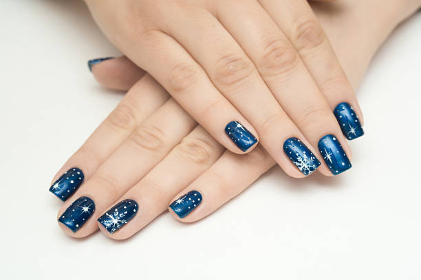 clavos - fingernail manicure beauty decoration fotografías e imágenes de stock