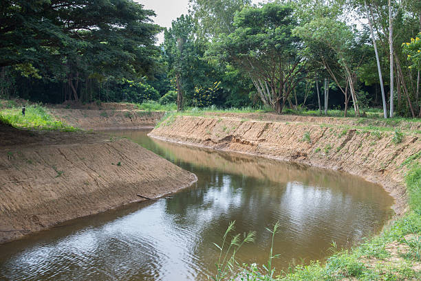 istock The clay canal way send to water 502885170