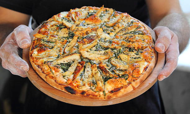 istock Grilled Chicken and Roasted Pepper Pizza 502894317
