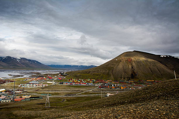 istock Sukkertoppen at Svalbard Islands 502922526