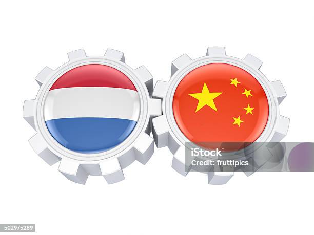 Photo libre de droit de Dutch Et Chinois Flags Sur Un Rythme banque d'images et plus d'images libres de droit de Affaires - Affaires, Affaires Finance et Industrie, Chine