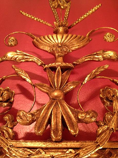 istock ORNATE TOP OF MIRROR 502991522