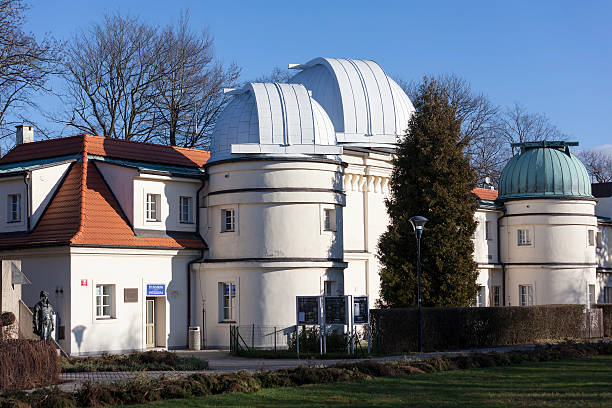 observatório stefanik. petrin. praga. - stefanik observatory imagens e fotografias de stock