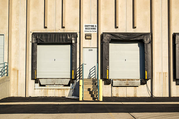 istock Dock Doors with shipping / receiving - Landscape 503015892