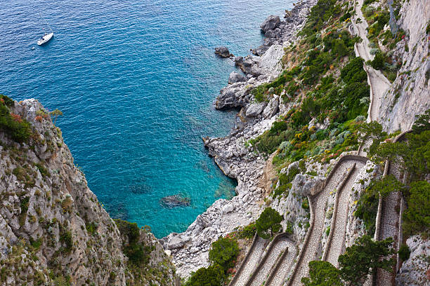 capri, via krupp, itália. - twisty road imagens e fotografias de stock