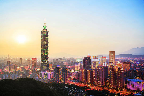 istock Taipei, Taiwan evening skyline. 503072745