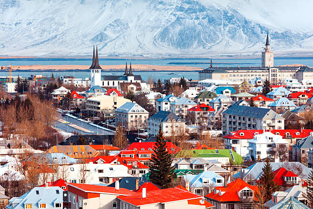 reykjavík paisaje, islandia - islandia fotografías e imágenes de stock