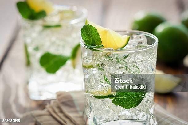 Mojito Foto de stock y más banco de imágenes de Menta - Gastronomía - Menta - Gastronomía, Cóctel - Bebida alcohólica, Mojito