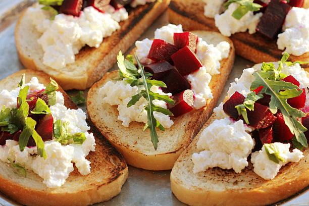 Bruschetta with beet, feta and ruccola
