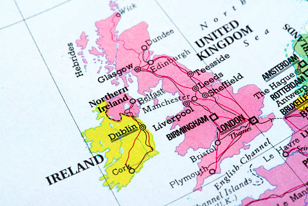 mapa do reino unido e a irlanda - leeds england uk city famous place imagens e fotografias de stock