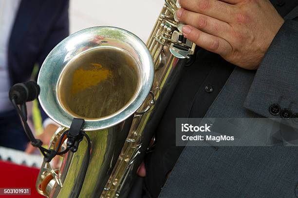 Foto de Jogador De Saxofone e mais fotos de stock de Brincar - Brincar, Dedilhar Instrumento, Estilo Musical