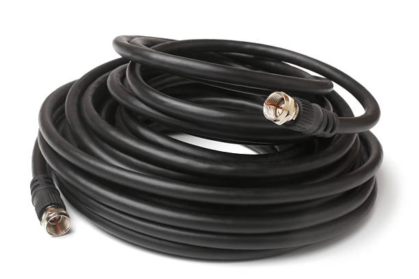 cabo coaxial com conectores - cable tv cable television coaxial cable - fotografias e filmes do acervo