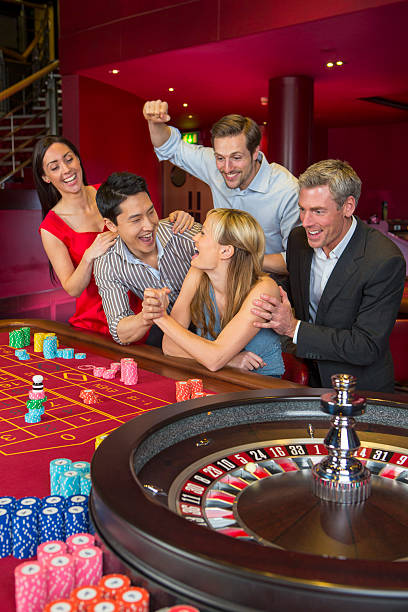 istock Winning Casino Friends 503117695