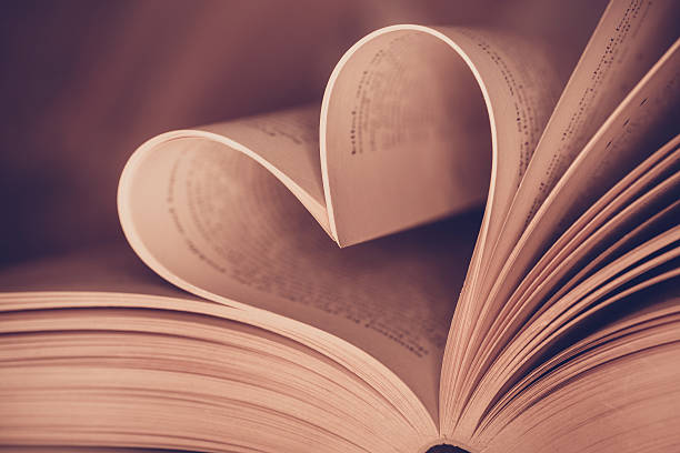 heart book page - vintage effect style pictures - romantic stockfoto's en -beelden