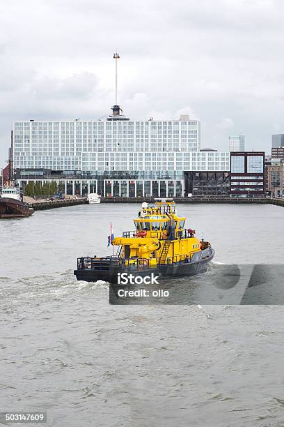 Puerto De Rotterdam Foto de stock y más banco de imágenes de Agua - Agua, Aire libre, Amarillo - Color