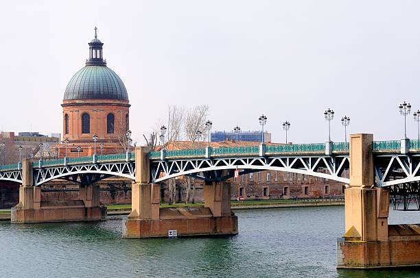 istock Garonne river and historic building 503178395