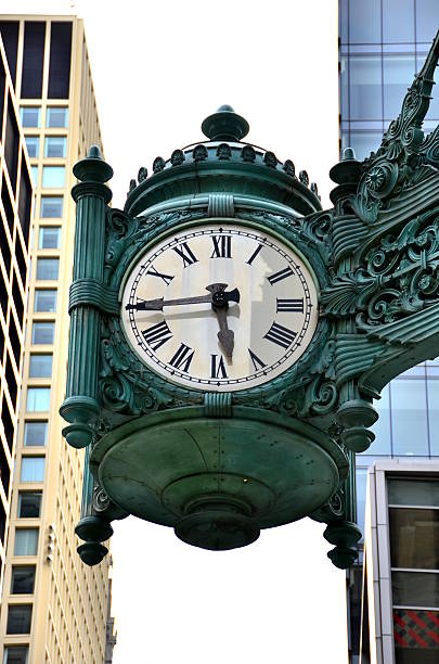 istock Famous Chicago Clock on Macy's Store Building 503180465