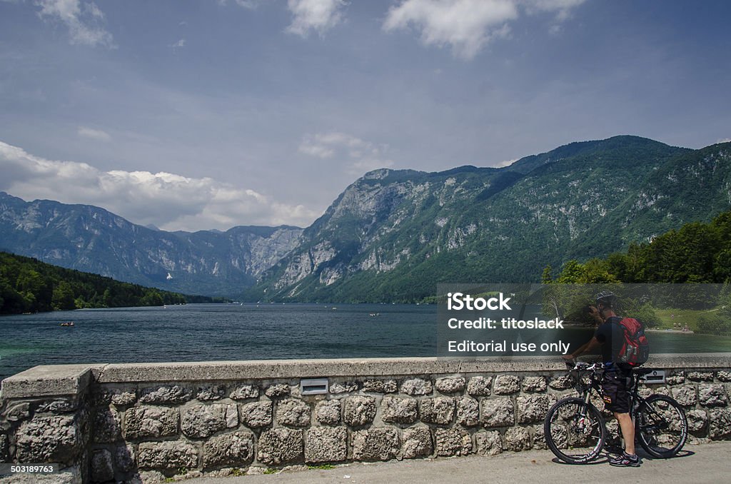 Lac de Bohinj-Slovénie - Photo de Adulte libre de droits