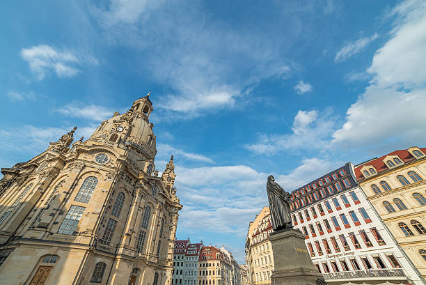 ansicht der dresdner frauenkirche - freistaat fotografías e imágenes de stock