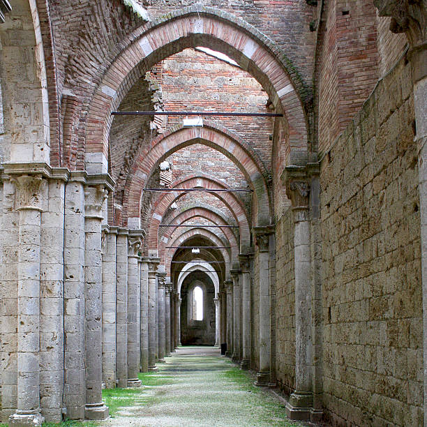 istock SAN GALGANO, ITALY: Abandoned Old Abbey in Tuscany 503192222
