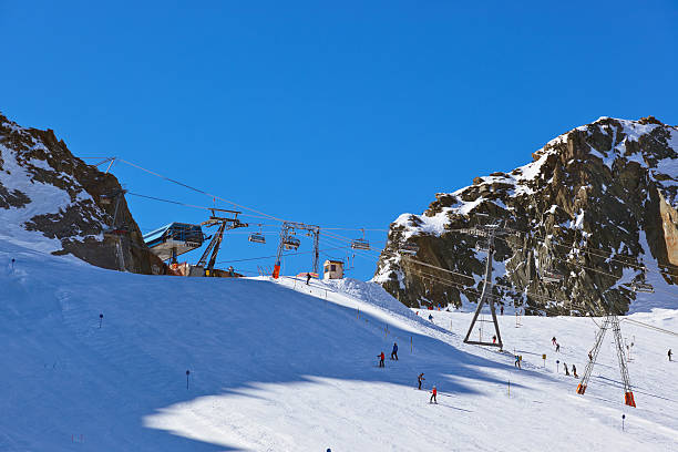 istock Mountains ski resort - Innsbruck Austria 503193450
