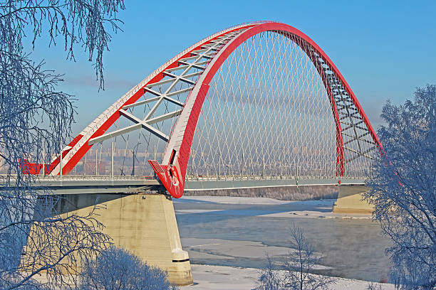 istock Large arch bridge in the cold winter 503223348