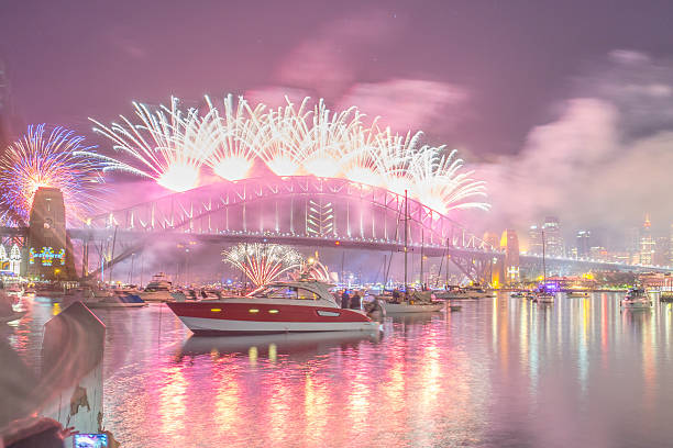 istock Sydney New Year Eve Fireworks Show 503239688