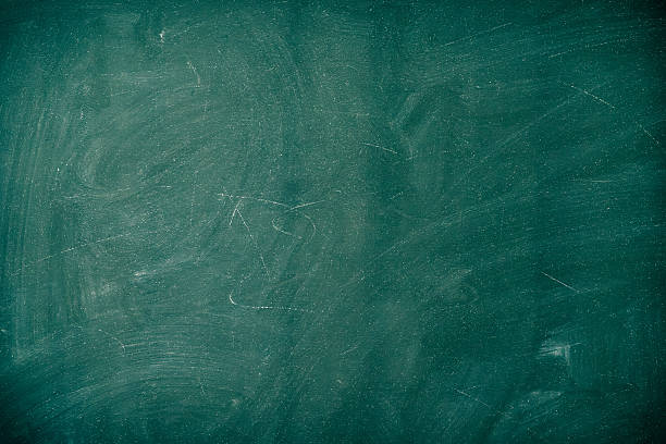 chalkboard fondo xxxl - blackboard green learning chalk fotografías e imágenes de stock