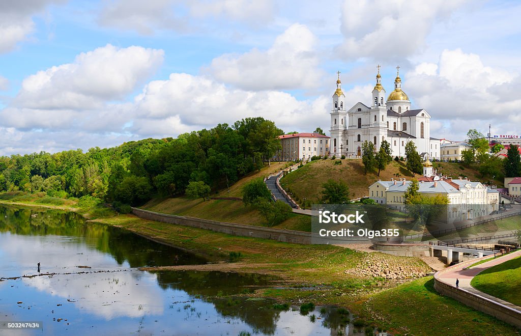 Santo Cattedrale di Dormition sulla Uspenskaya montagna, Vitebsk - Foto stock royalty-free di 2015