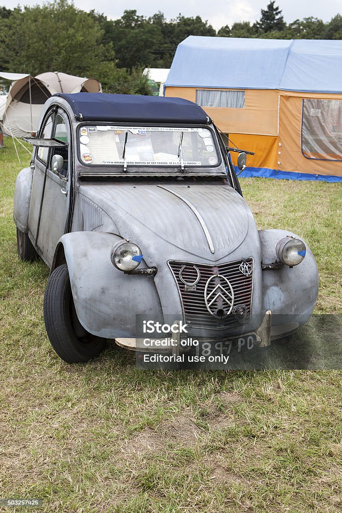 Citroën 2CV - Foto de stock de Citroën 2CV libre de derechos