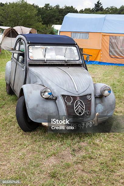 Citroën 2cv Foto de stock y más banco de imágenes de Citroën 2CV - Citroën 2CV, 1960, 1970-1979