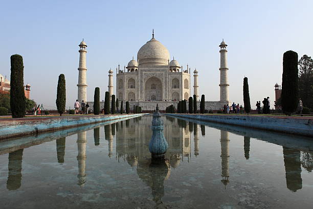 das taj mahal en agra indien - sehenwürdigkeit fotografías e imágenes de stock