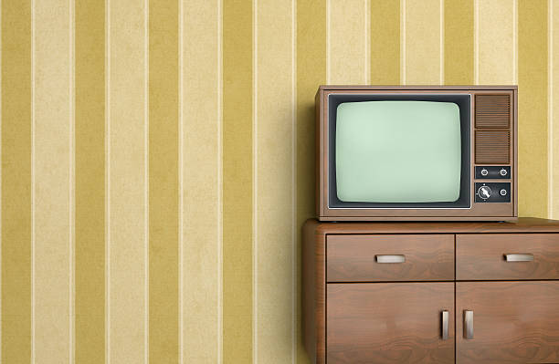 istock Vintage old television showing blank, empty display, wallpaper 503314493