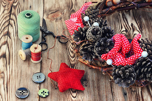 istock making of Christmas wreath 503330096
