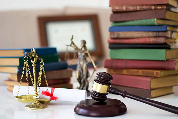 istock Law concept, statue, gavel, scale, books and diploma 503338510