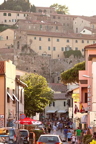 castiglione della pescaia, italia - grosseto province fotografías e imágenes de stock