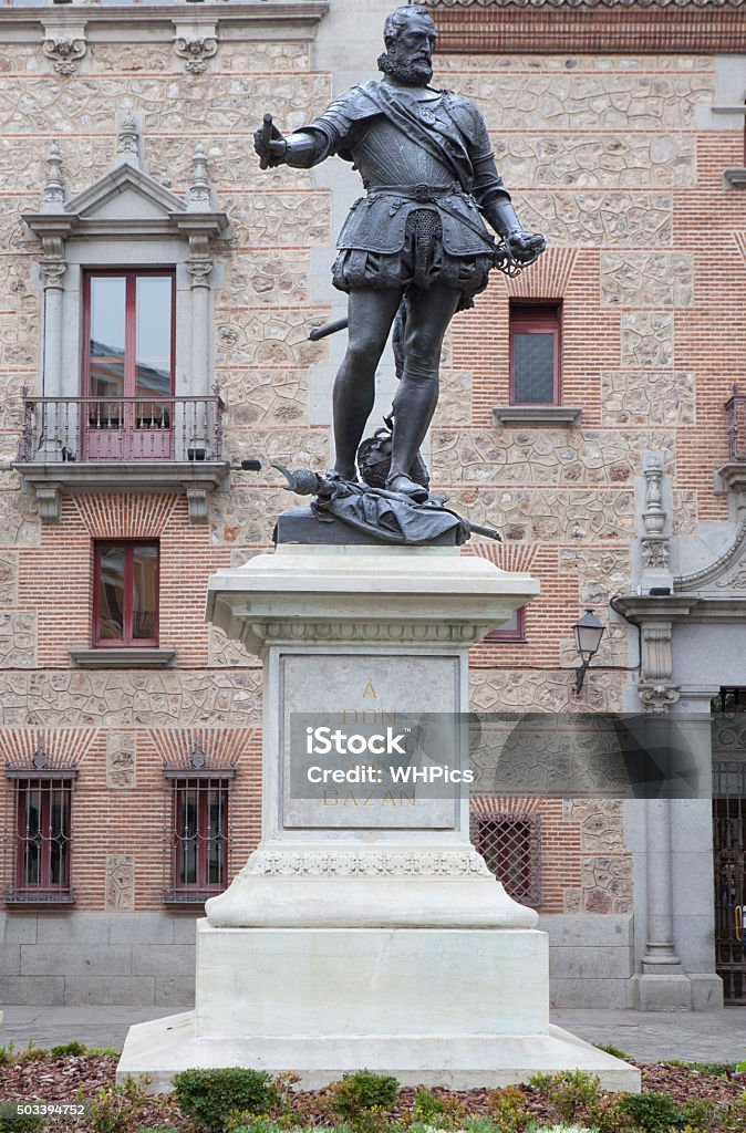 Statue of Alvaro de Bazan, Spanish Admiral on XVI Century Statue of Alvaro de Bazan, Spanish Admiral on XVI Century. Plaza de la Villa, Madrid, Spain Admiral Stock Photo