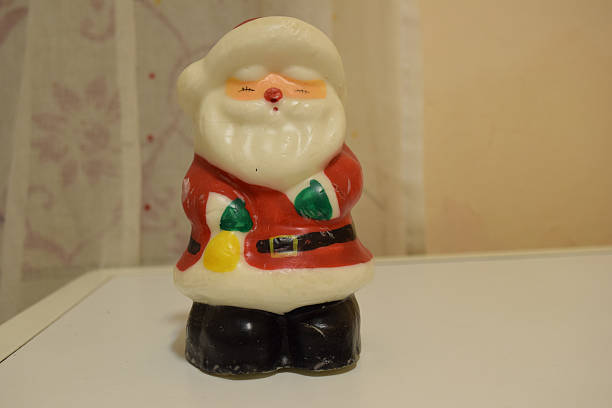 istock Santa Claus candle 503399872