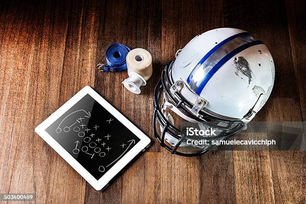 American Footballplay Buch Stockfoto und mehr Bilder von Amerikanischer Football - Amerikanischer Football, Football - Spielball, Trainer