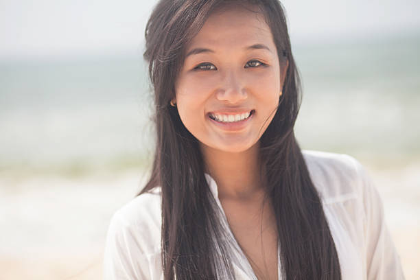 istock Beautiful brunette girl 503438411