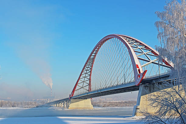 istock Large arch bridge in the cold winter 503452794